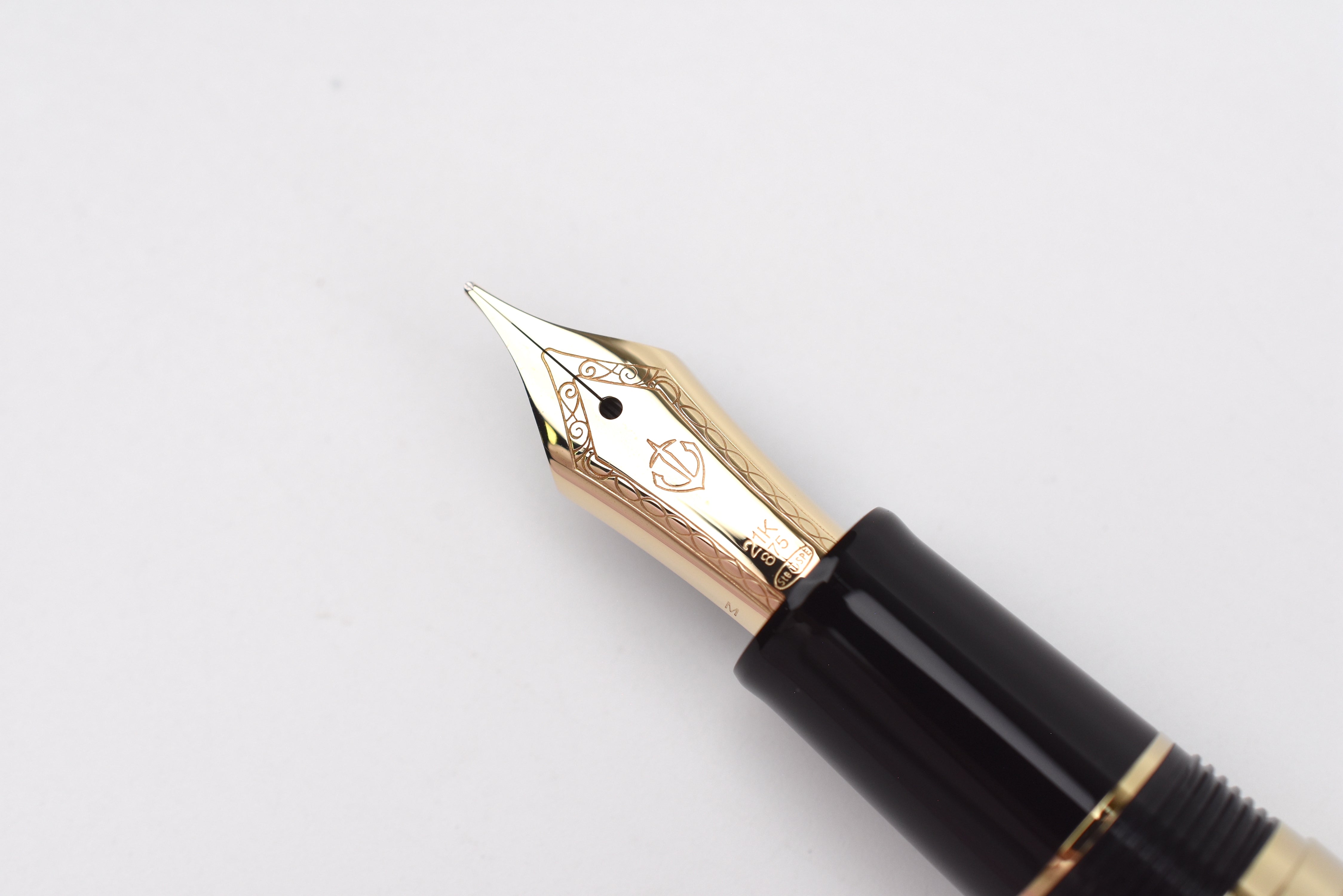 Sailor NAWATE Kuroginhaku Fountain Pen - Ei (Matte Black Silver