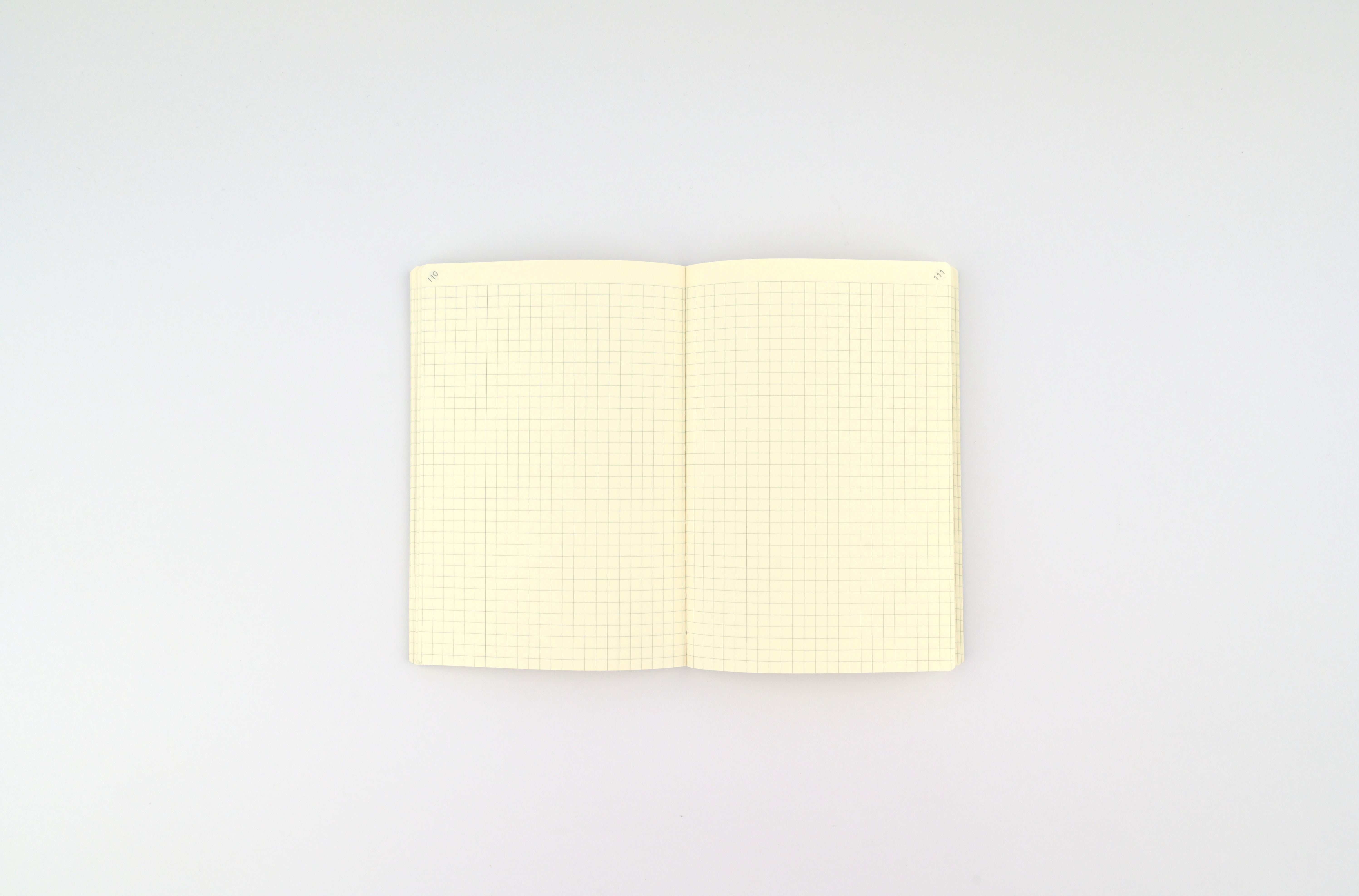 Yoseka x DAIGO isshoni. Notebook - B6 - Grid (Coming Soon