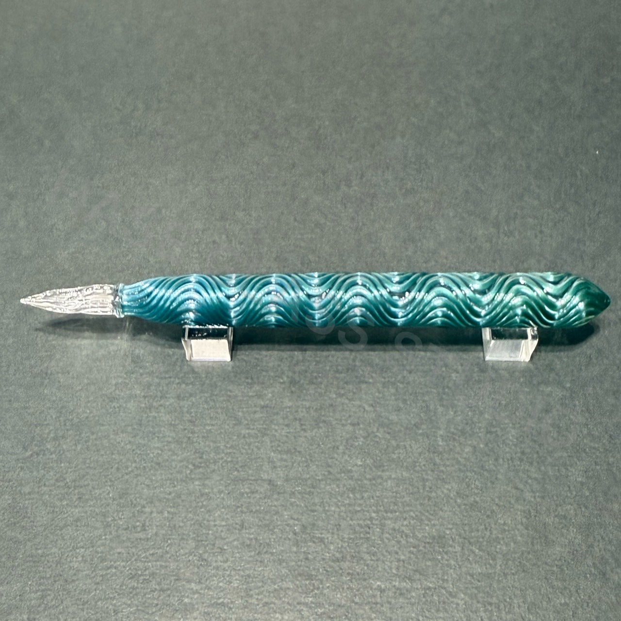 HASE Glass Studio Glass Pen - Ripples – Yoseka Stationery