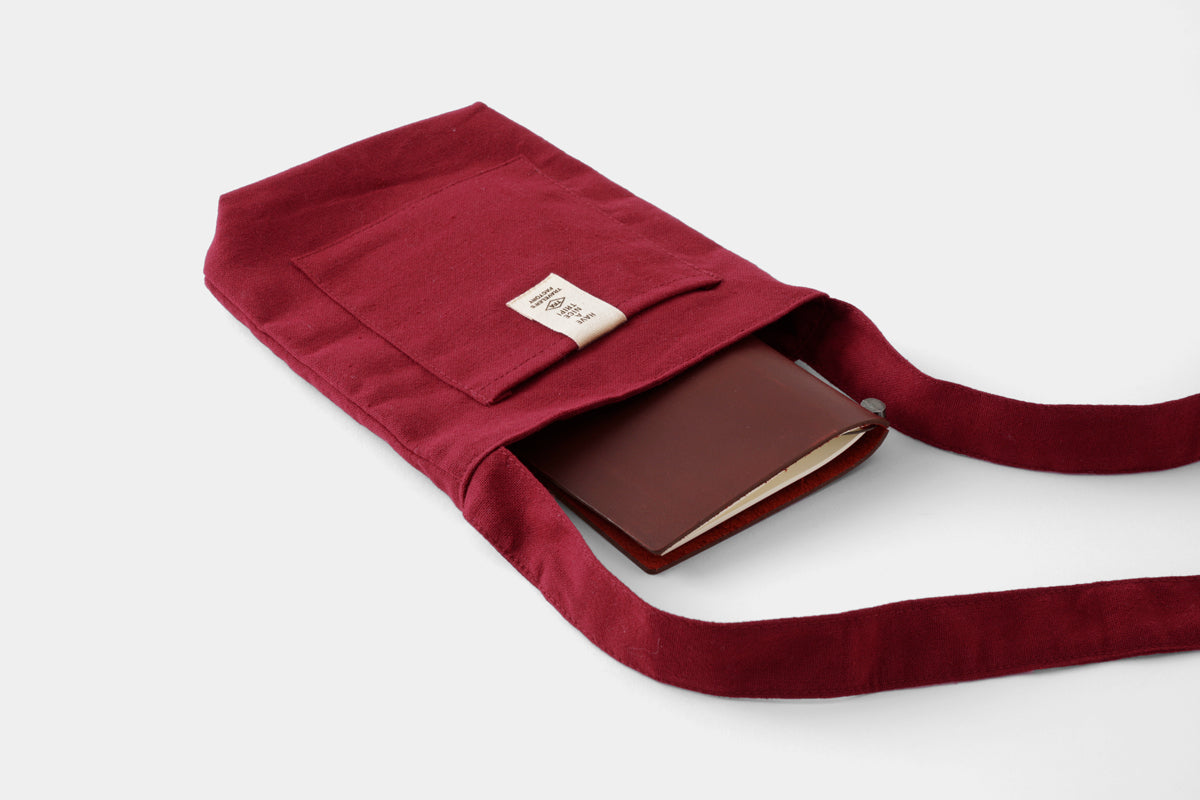 TRAVELER's Sacoche Red - Limited Edition