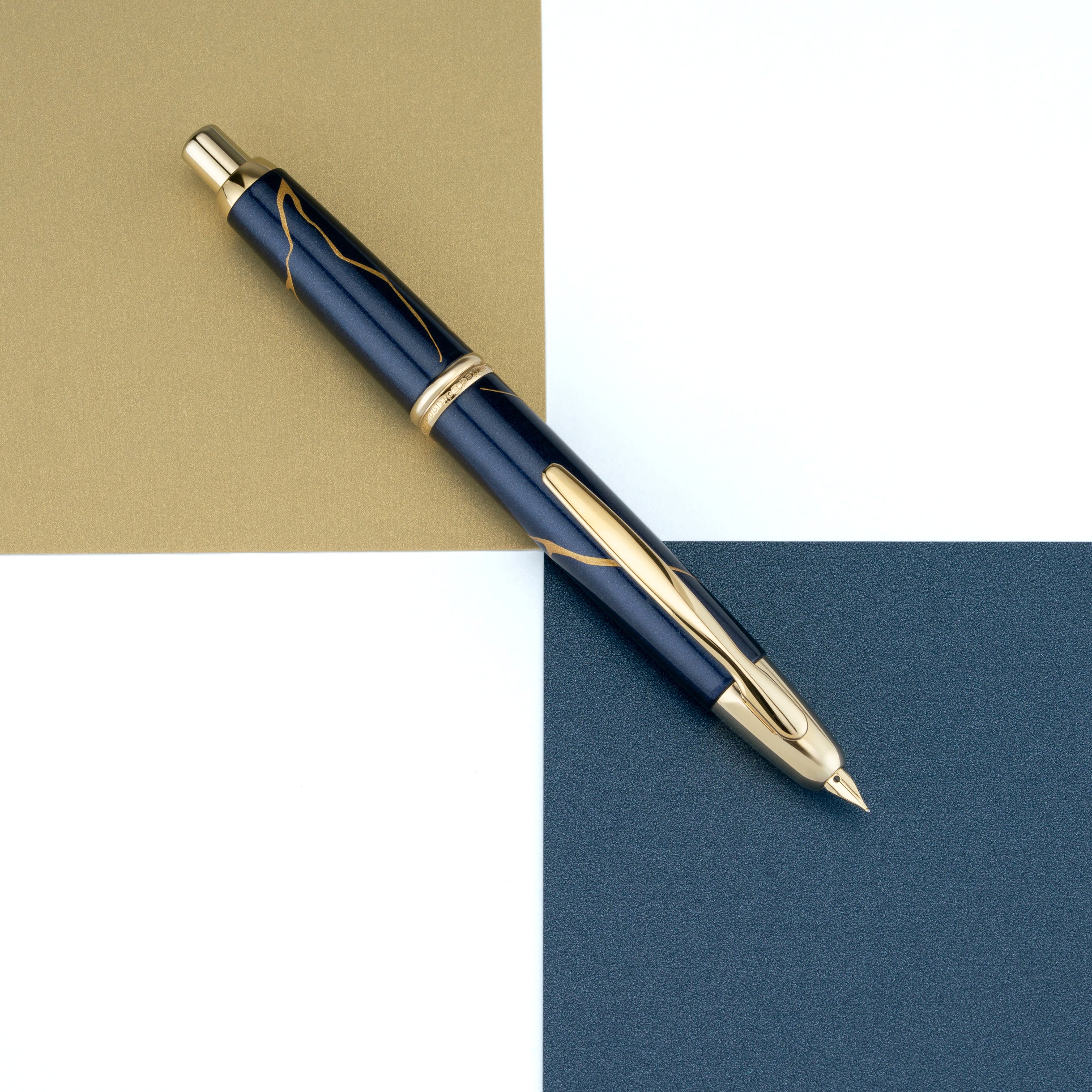 pointless journey 2点セット Pilot Vanishing Point 2026 Limited Edition - Golden Journey