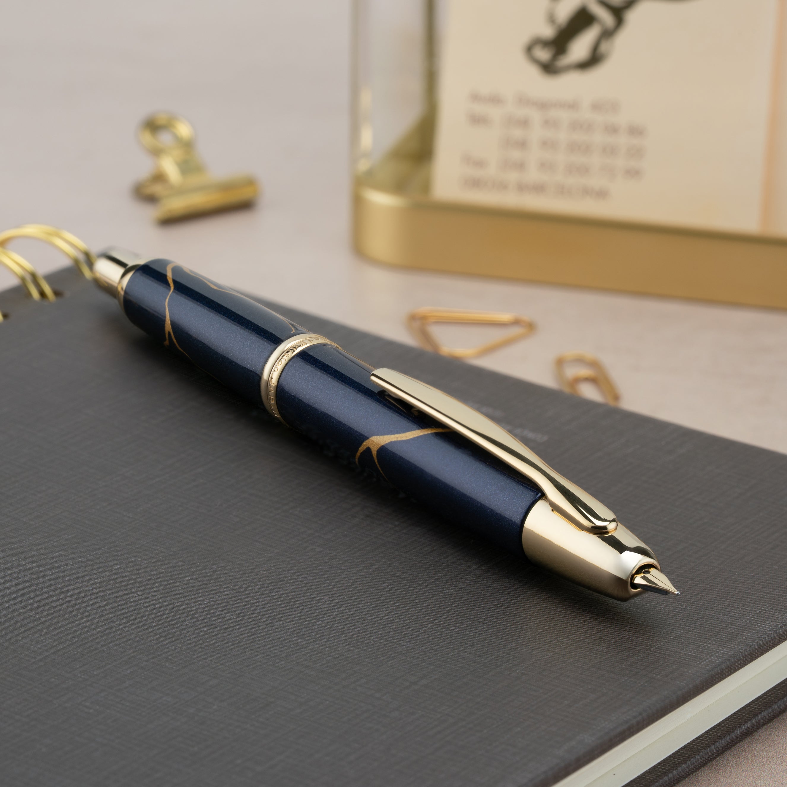 Pilot Vanishing Point 2026 Limited Edition - Golden Journey