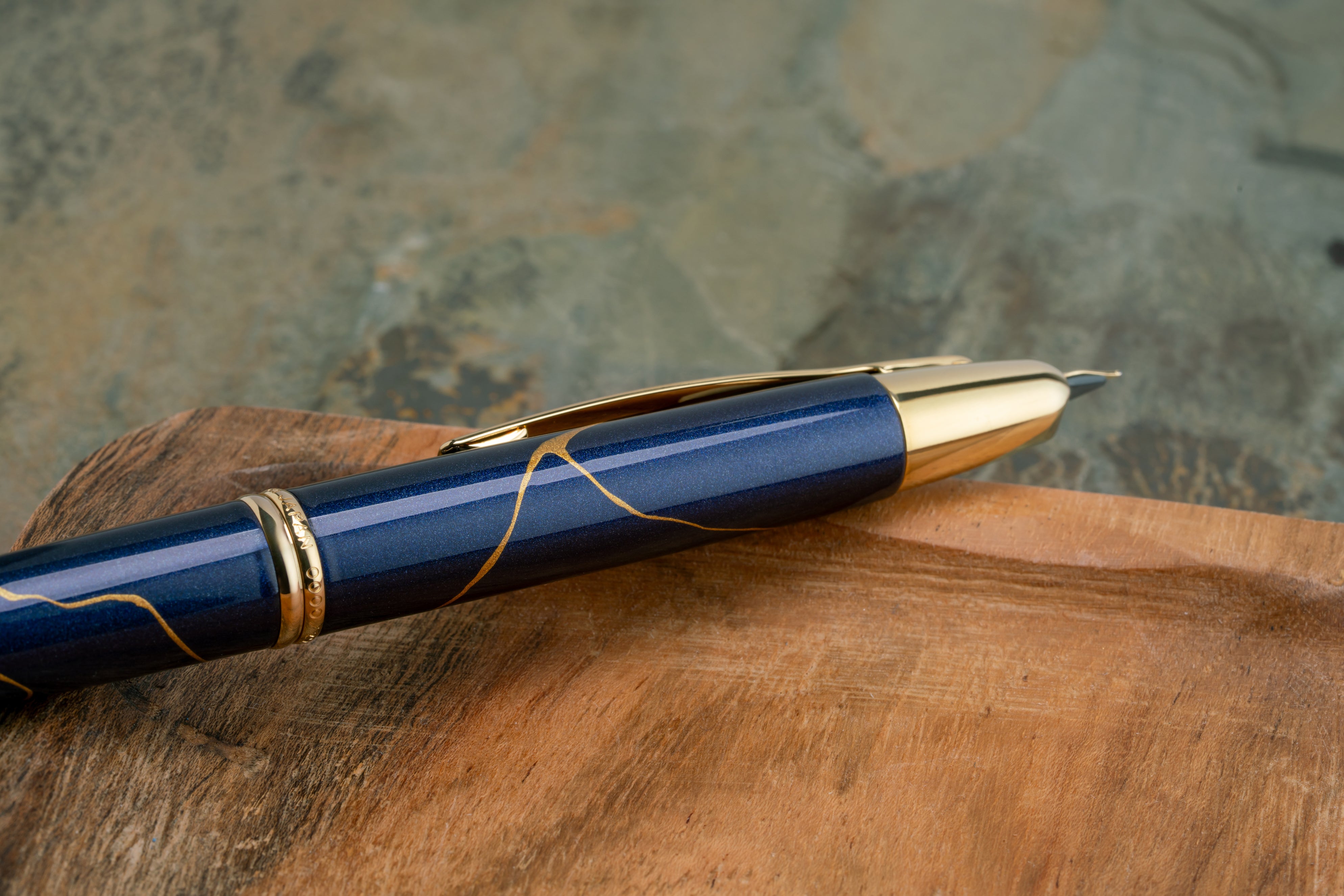 Pilot Vanishing Point 2026 Limited Edition - Golden Journey
