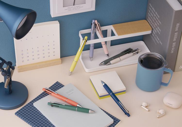 Uni Jetstream 4&1 Multi Pen - Lite Touch Ink - 0.5mm (New Standard Colors) (Coming Soon)