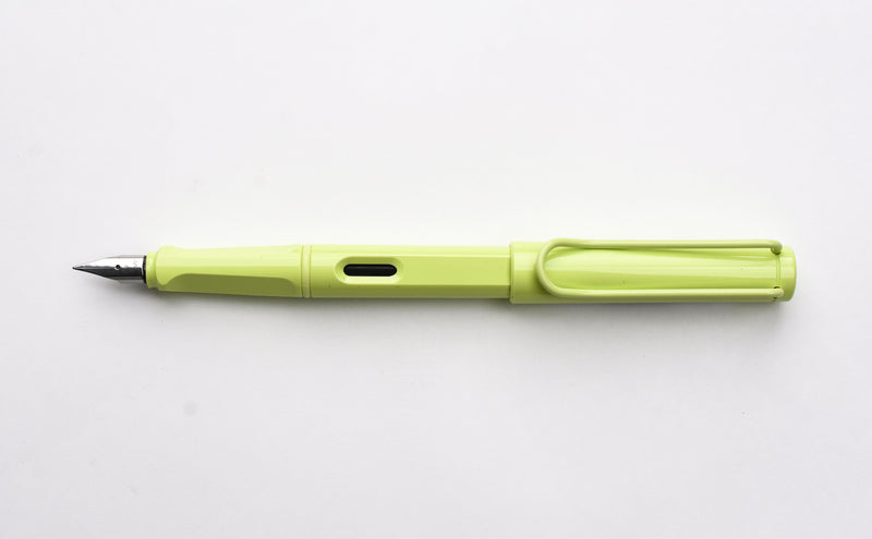 LAMY Safari Fountain Pen - Special Edition - Spring Green – Yoseka  Stationery