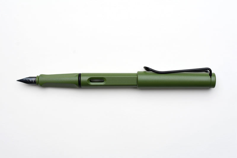 LAMY Safari Fountain Pen - Savannah Green - Special Edition