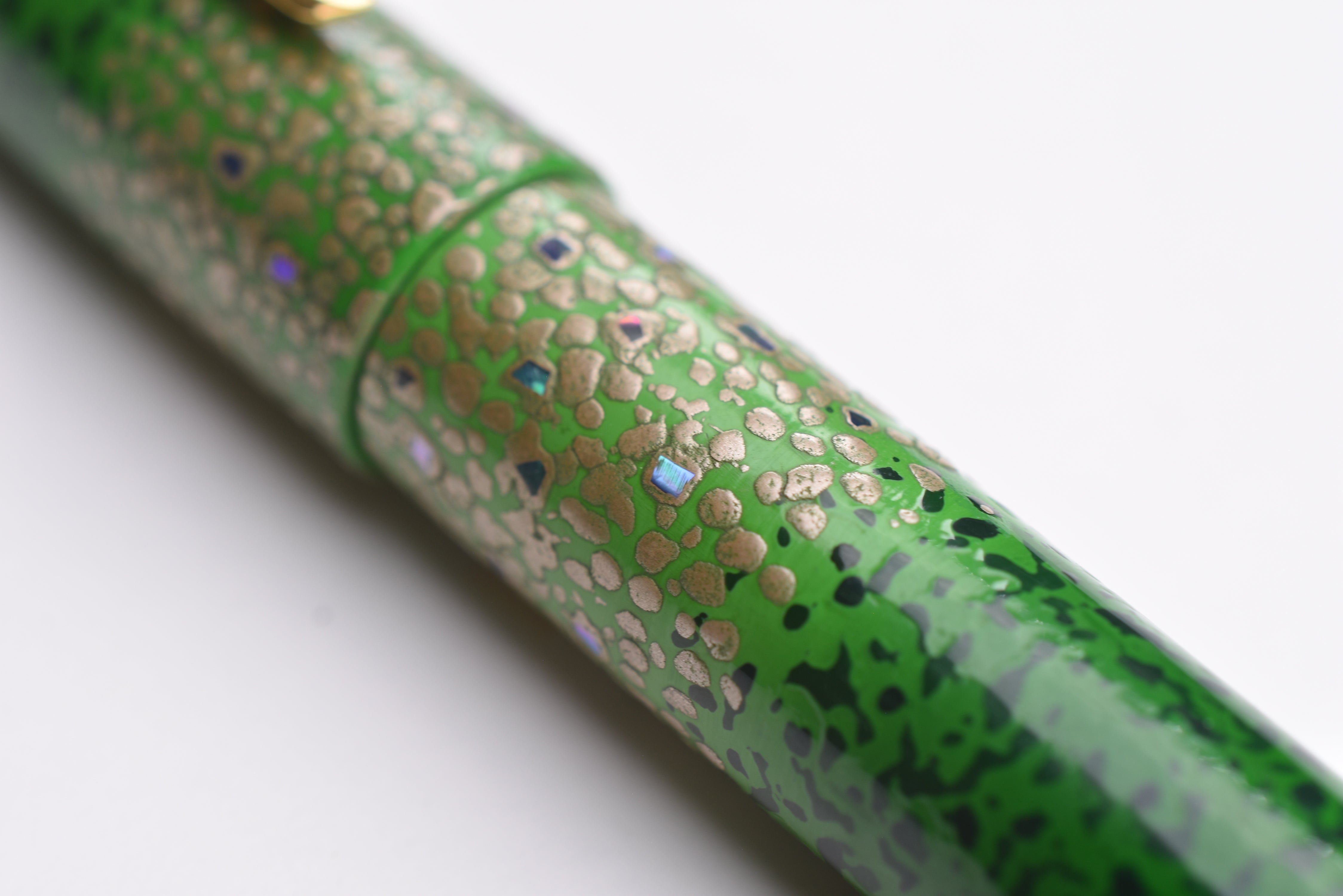 Taccia Miyabi Kaga Fountain Pen - Spring Willow - Limited Edition