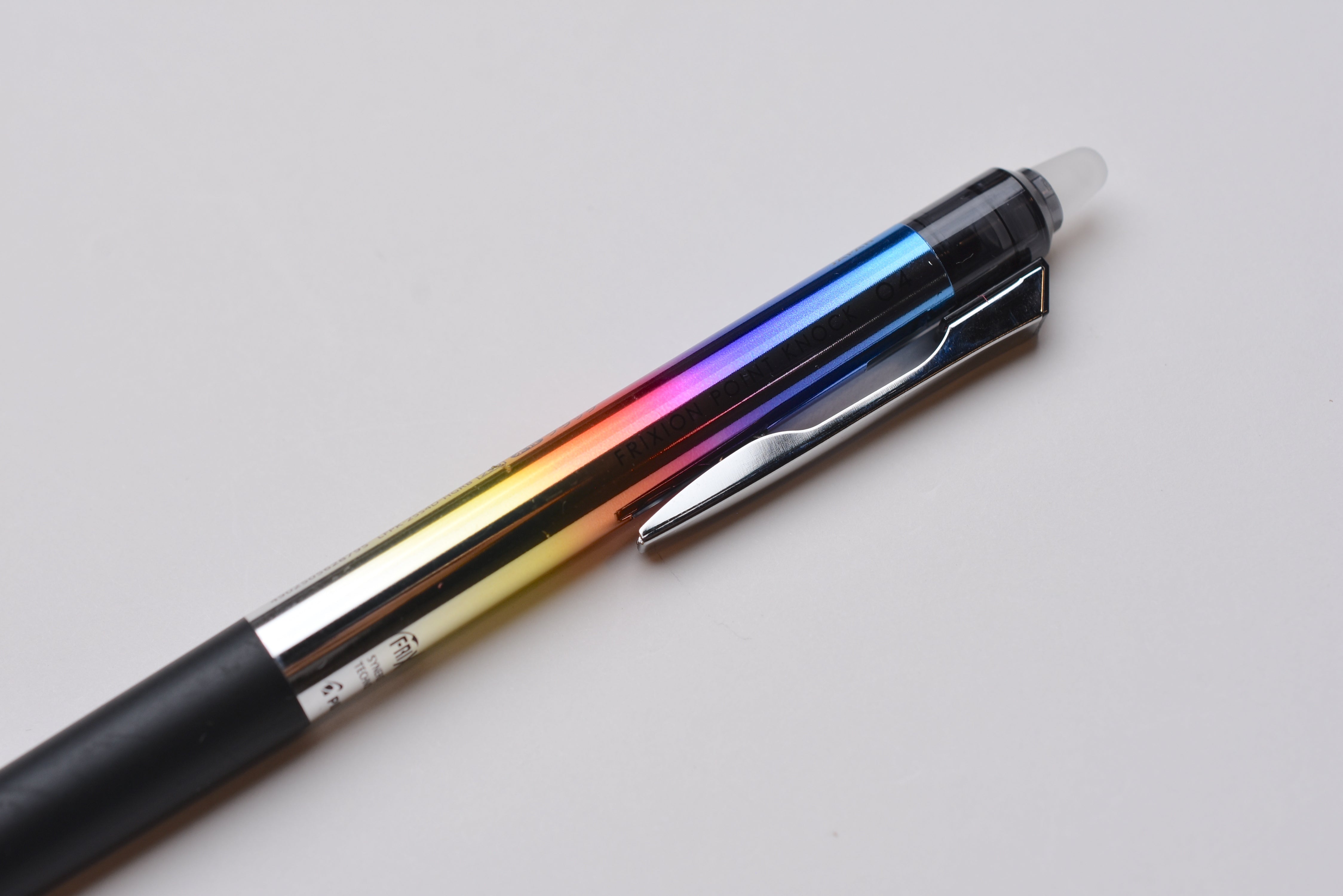 Rollerpen PILOT 4 kleuren Frixion LKFB 80EF B E blauw/zwart Rollerpen PILOT 4 kleuren Frixion LKFB 80EF B E blauw/zwart