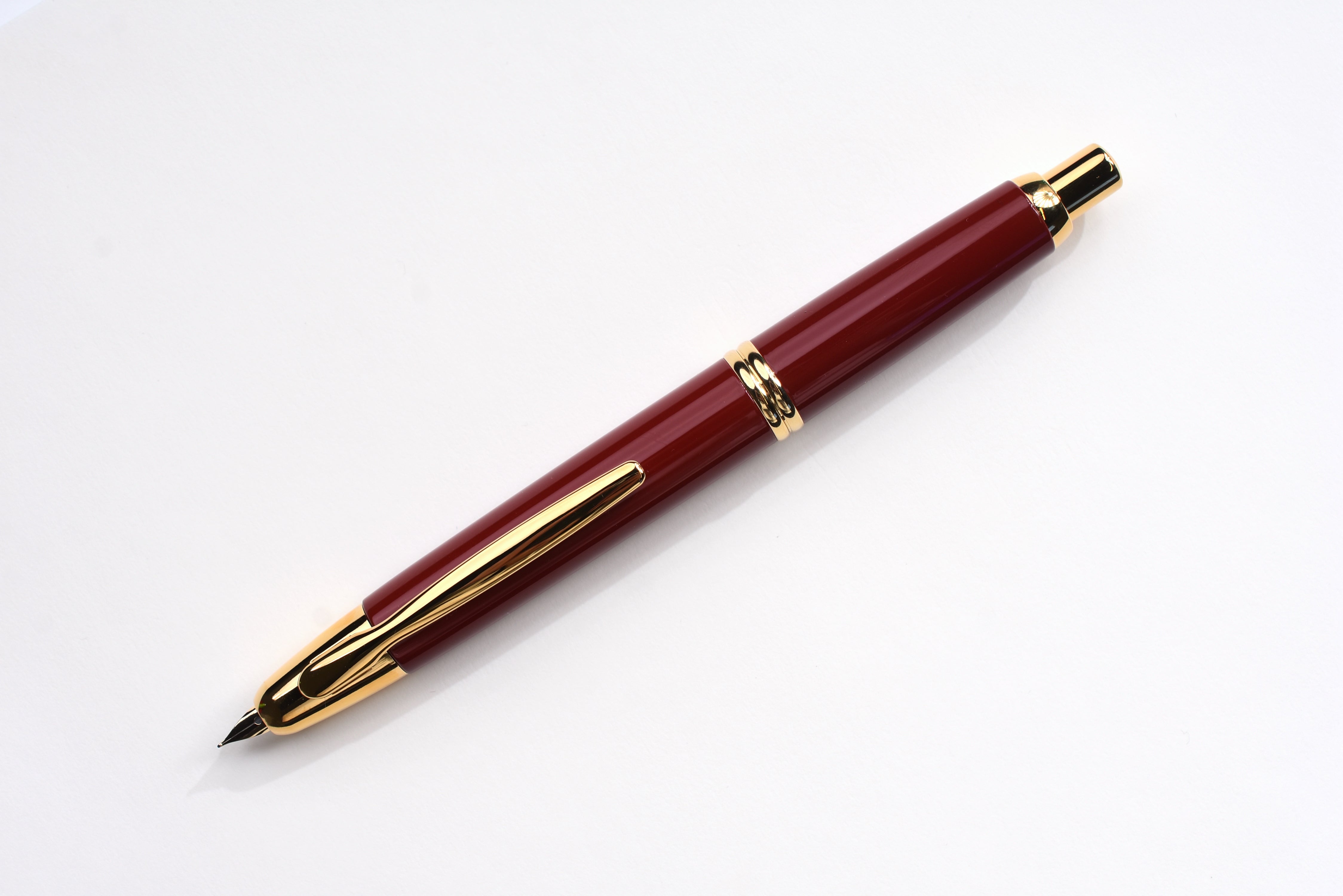 Pilot Vanishing Point - Red - Gold Trim