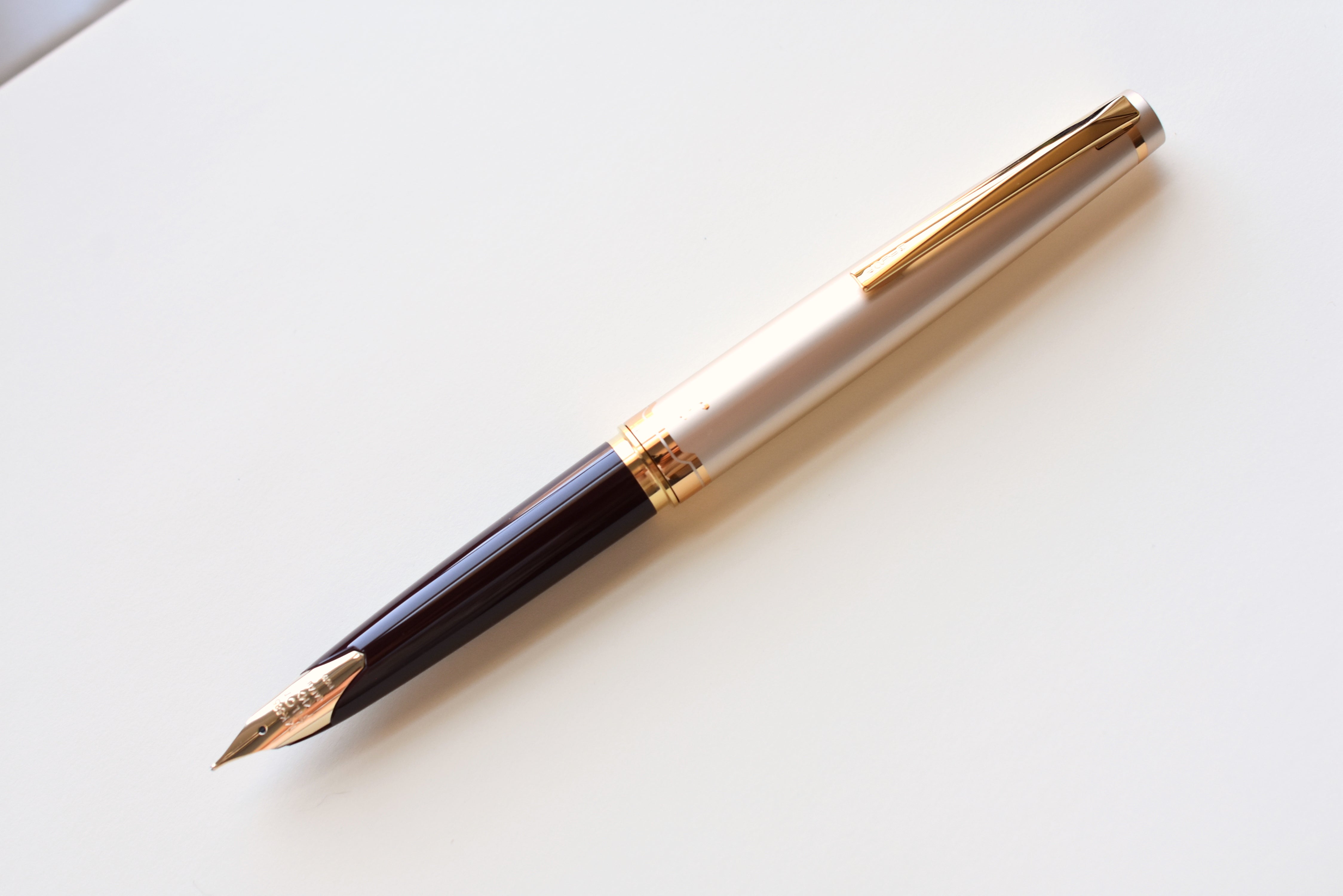 Pilot E95s Fountain Pen - Burgundy/Ivory