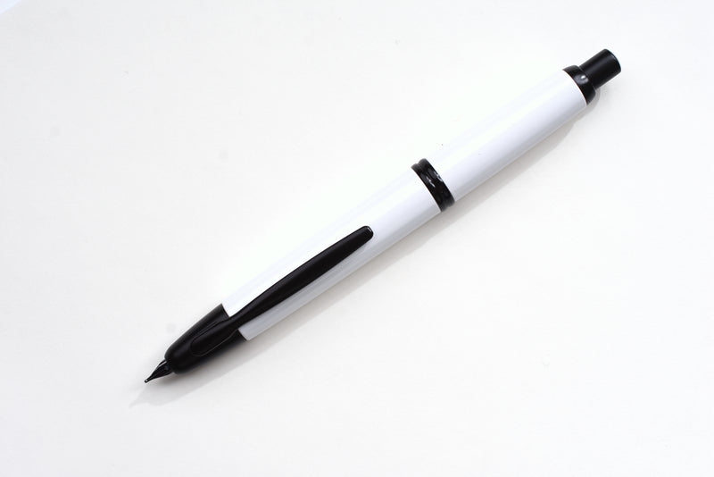 Genuine Pilot Vanishing Point Retractable Fountain Pen, Matte Black