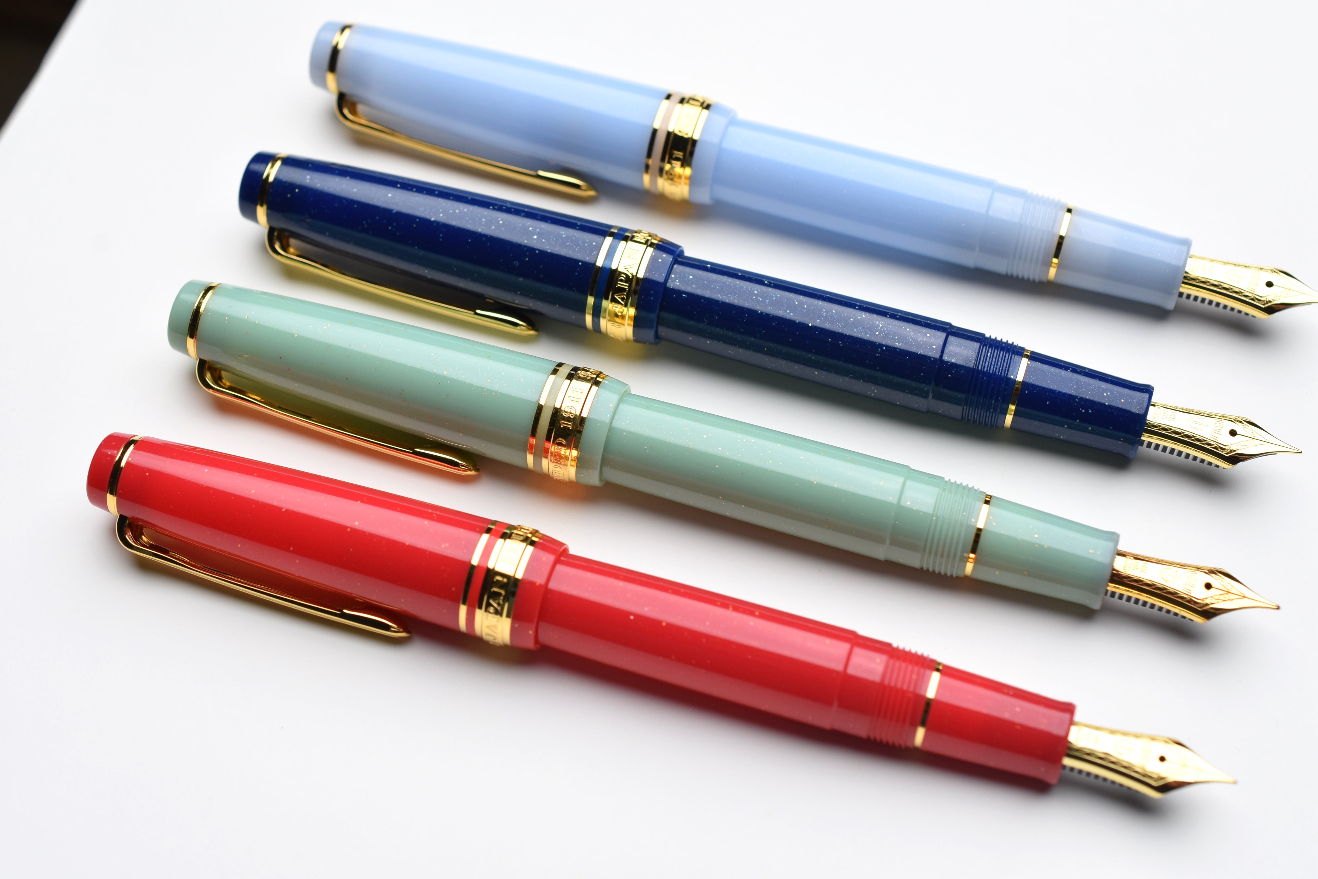 Sailor Professional Gear PG Slim Black GT 14k Fountain Pen Sailor Professional Gear PG Slim Black GT 14k Fountain Pen