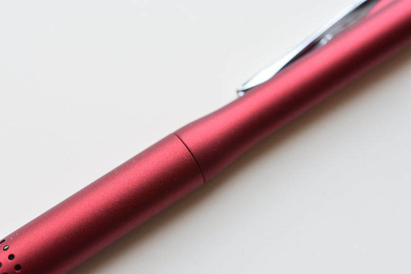 Uni Kuru Toga Advance Upgrade Model Mechanical Pencil - 0.5 mm - Red