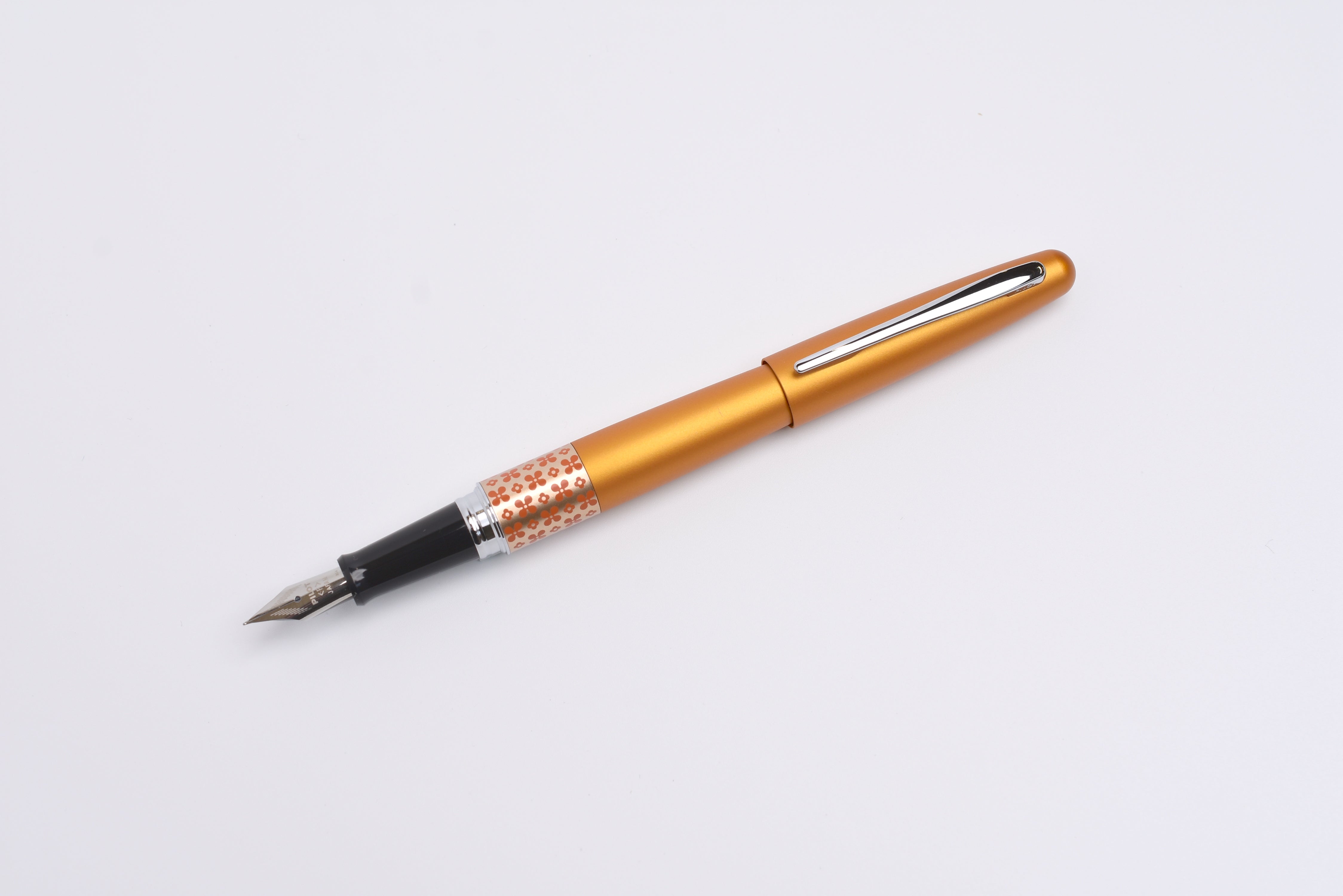 Pilot MR Metropolitan Fountain Pen - Retro Pop - Orange