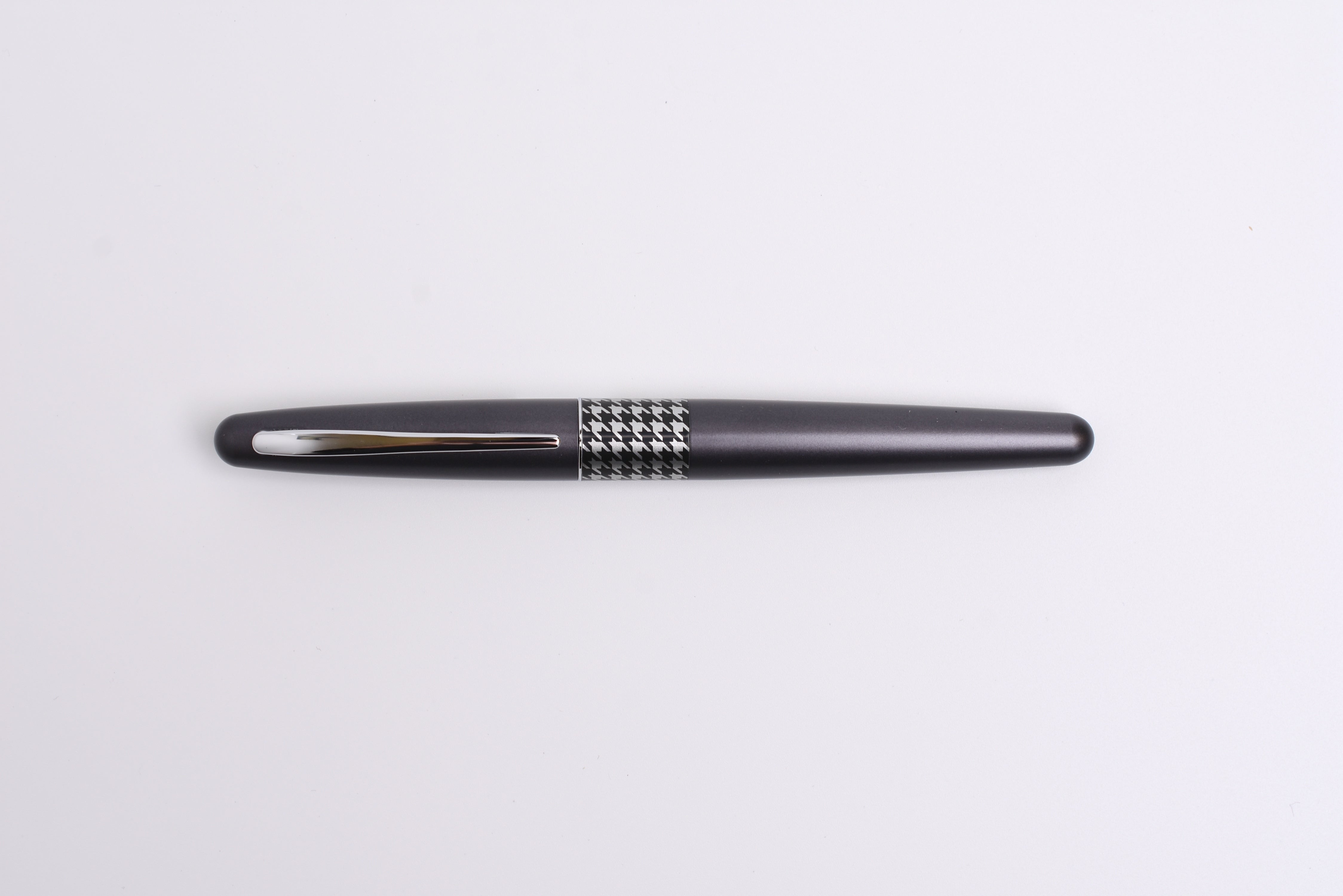 Pilot MR Metropolitan Fountain Pen - Retro Pop - Gray