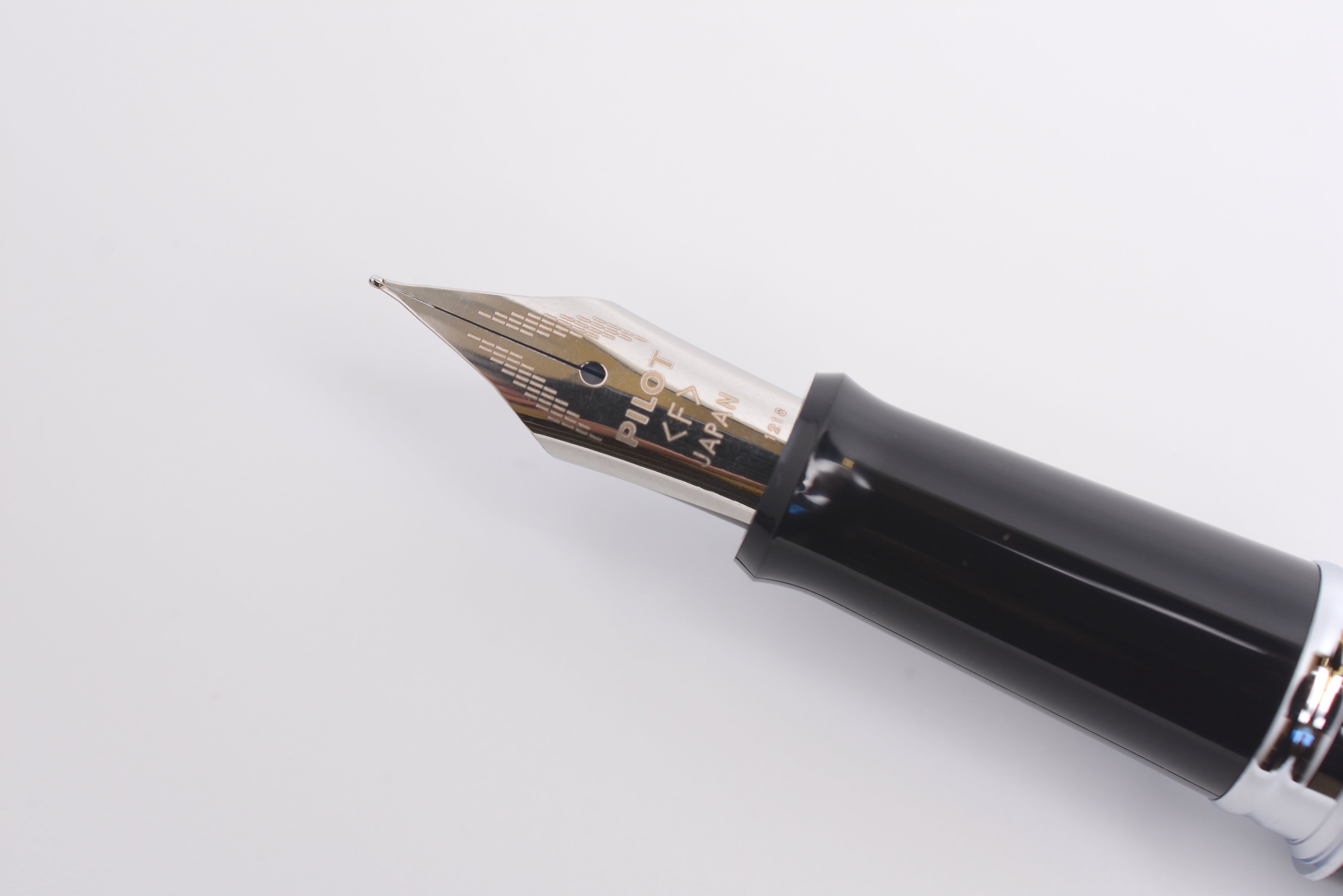 Pilot MR Metropolitan Fountain Pen - Black – Yoseka Stationery