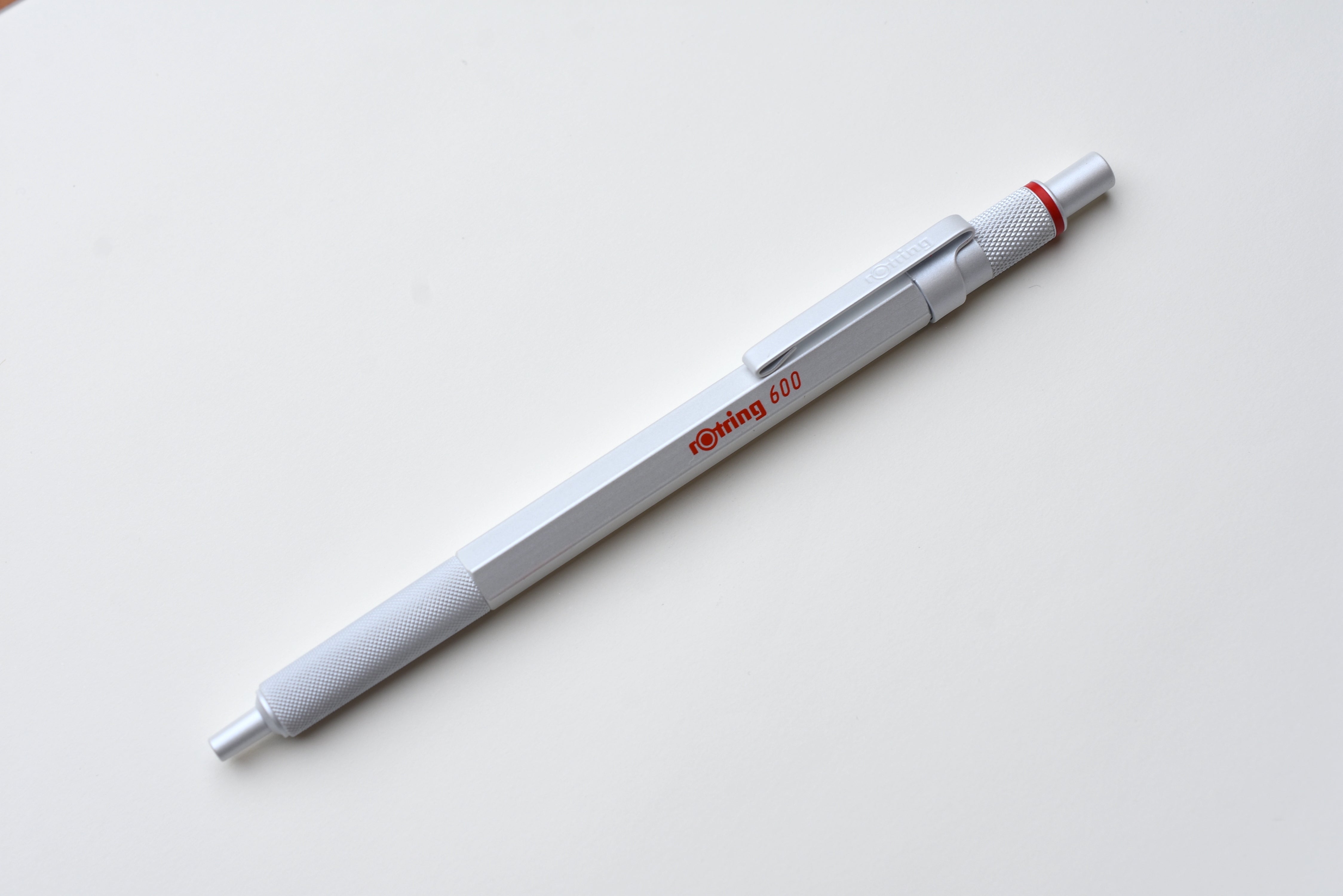 rOtring 600 Ballpoint Pen - Pearl White