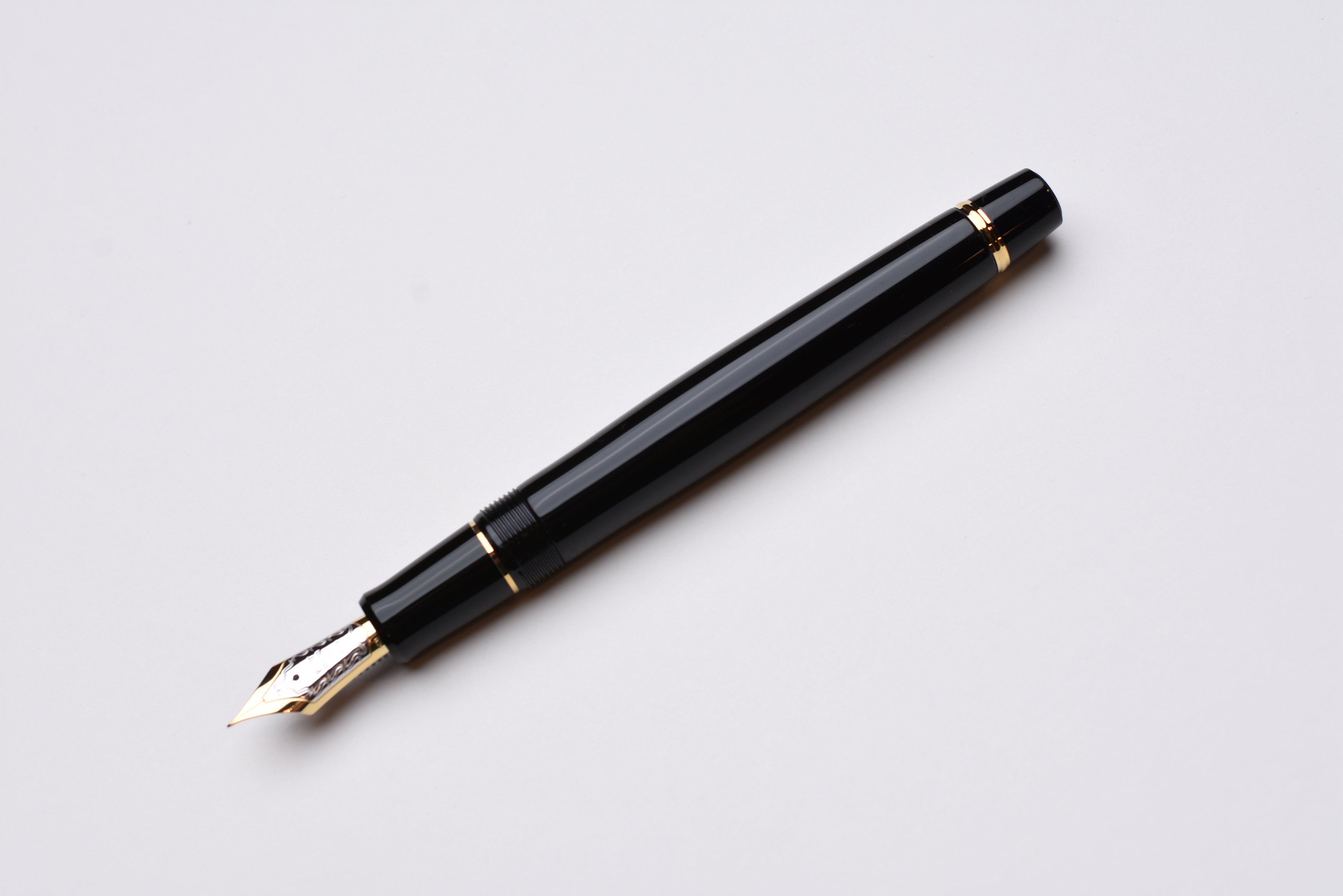 Pilot Custom 845 Urushi Fountain Pen - Black