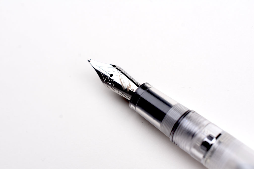 Fine Writing International Fenestro Fountain Pen Demonstrator Silver