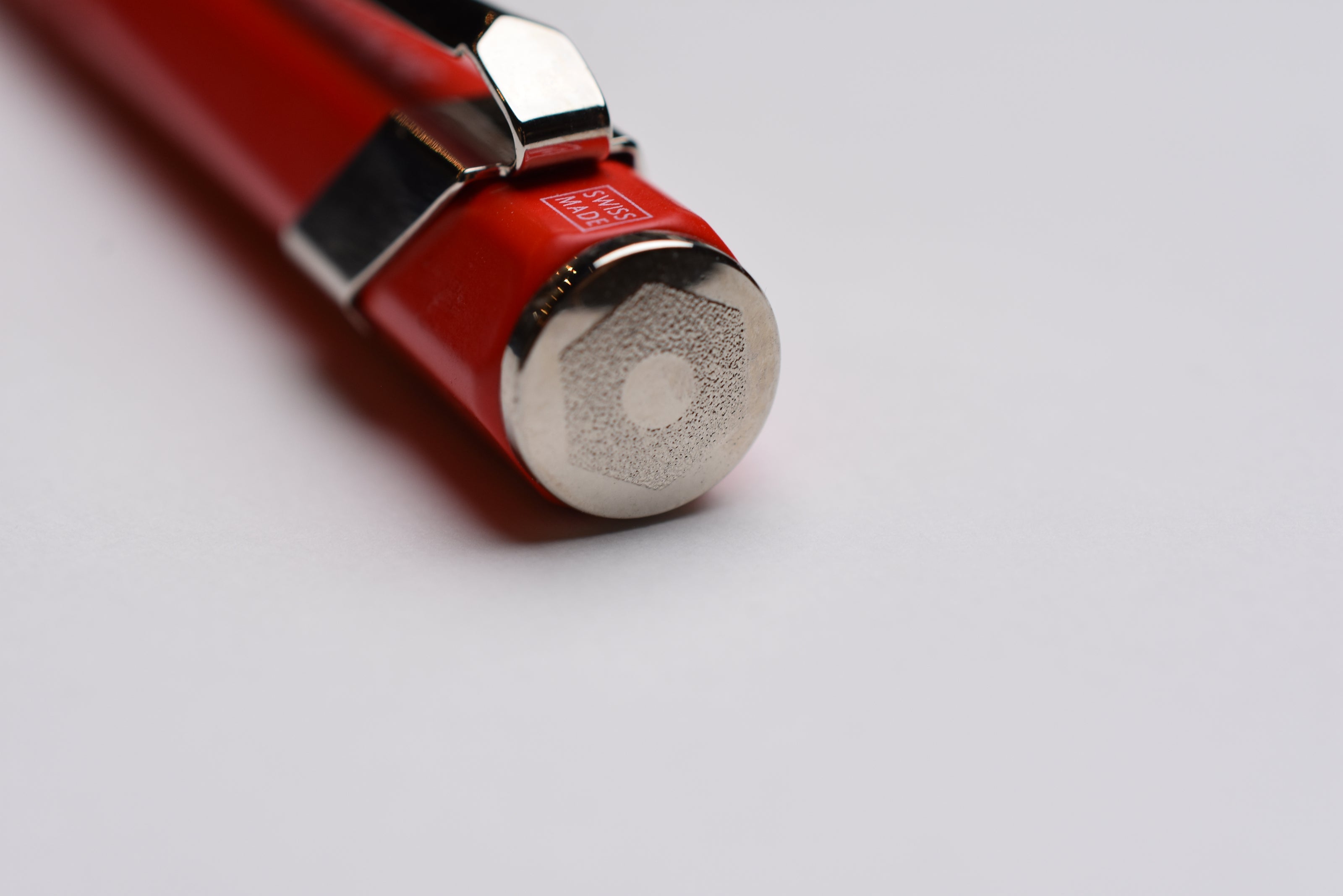 Caran d'Ache 849 Fountain Pen - Red – Yoseka Stationery