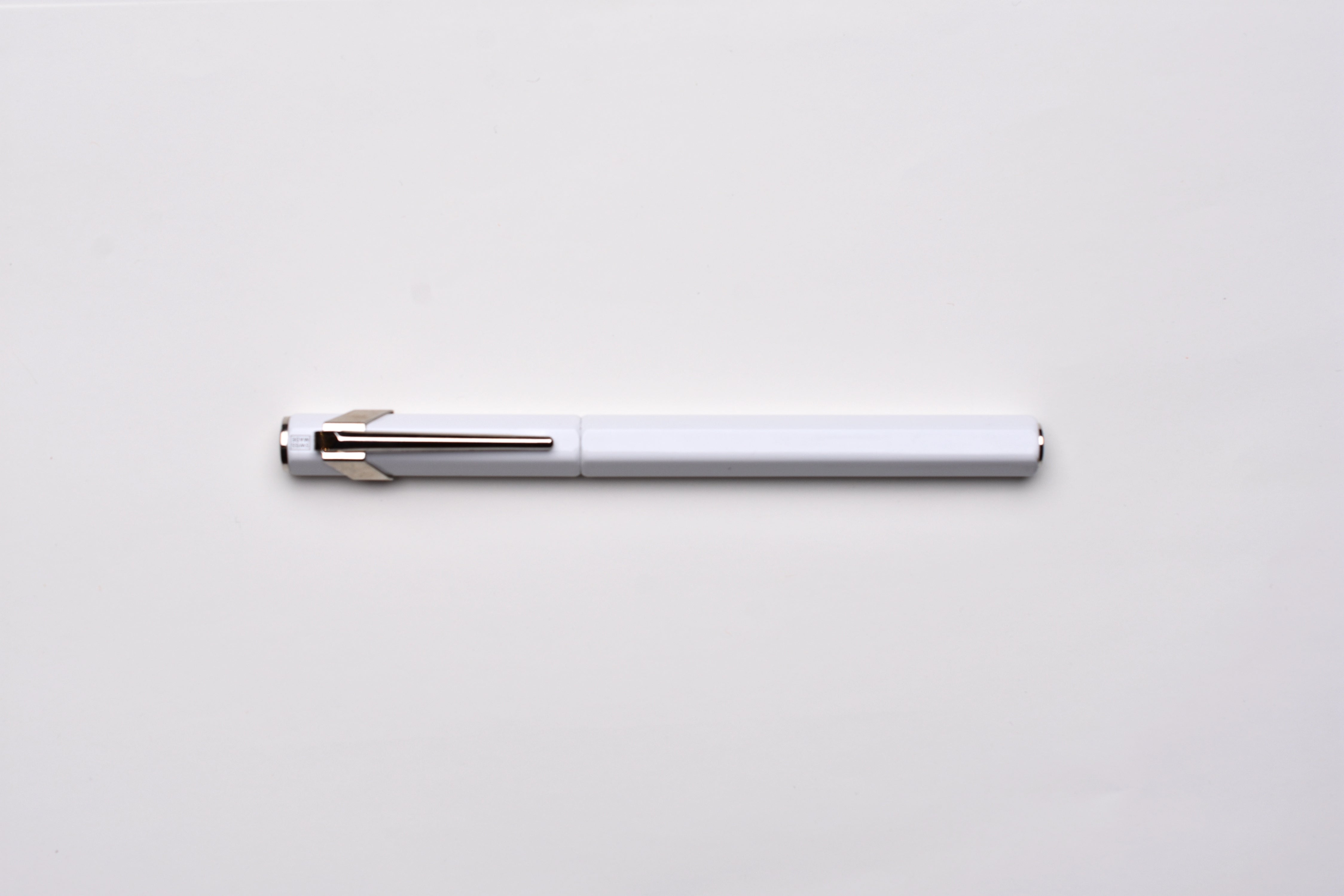 Caran d'Ache 849 Fountain Pen - White – Yoseka Stationery