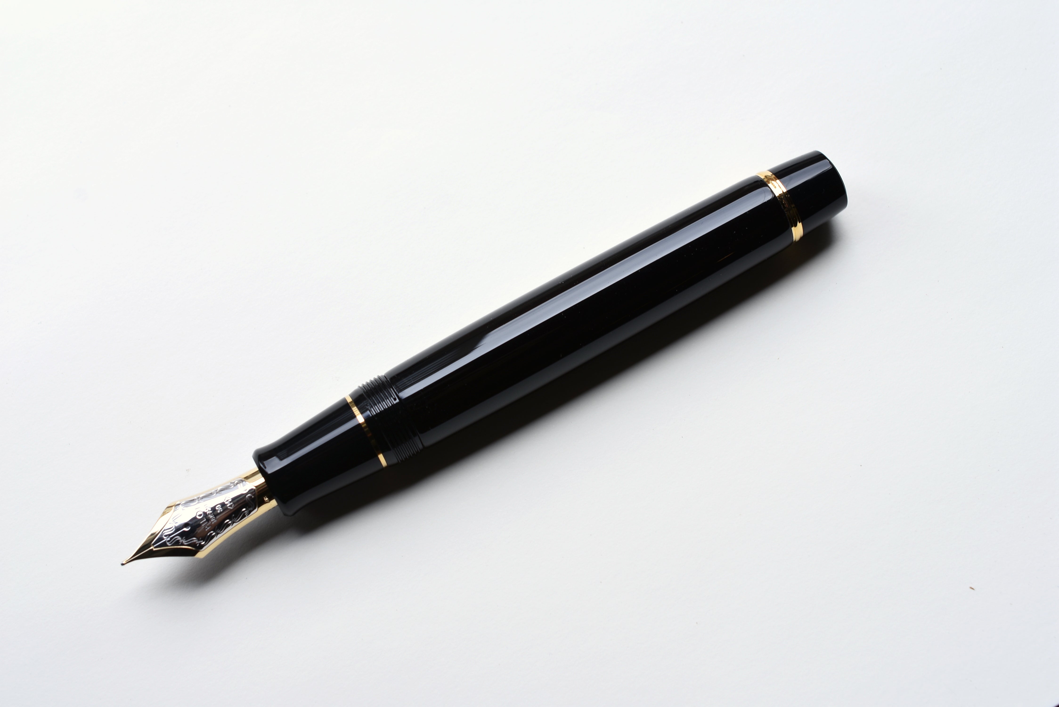 Pilot Custom Urushi Fountain Pen - Black