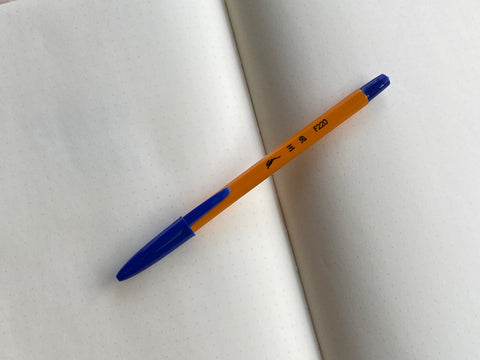 Rabbit F220 Ballpoint Pen - Blue