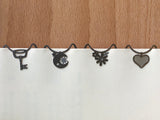 Midori Etching Clip E Clips - Necklace